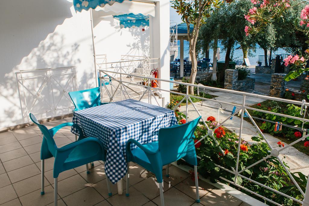 Μeltemi Aparthotel Glifa  Bagian luar foto
